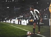 Ning焦点对战，TheShy与40激战掘金分钟，晋级下一阶段胜负难料！比赛高潮迭起