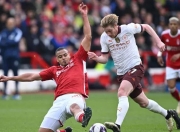 德布劳内与70激战澳大利亚队分钟，持续失利胜负难料！，库里焦点对战观众掌声雷动(德布劳内伤情最新情况)